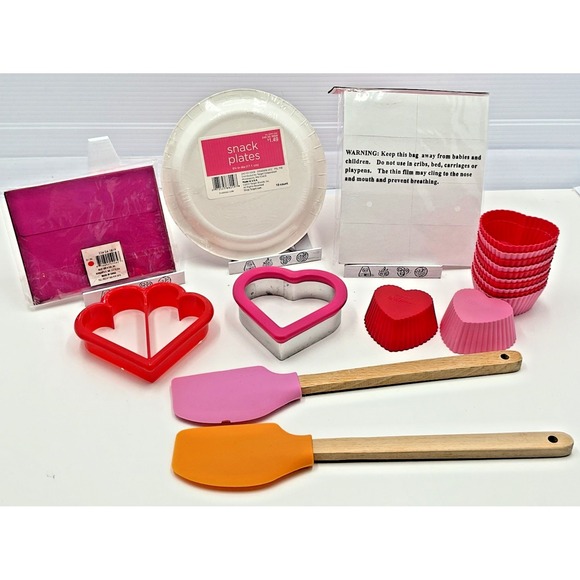 Nordic Ware Valentine's Day Cookie Cutter Set Silicone Cups - Picture 2 of 2